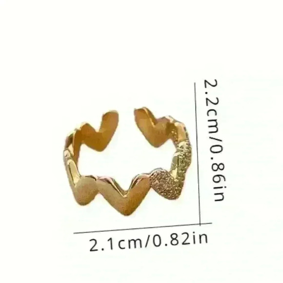 Heart Shaped Ring - Picture 4 of 4